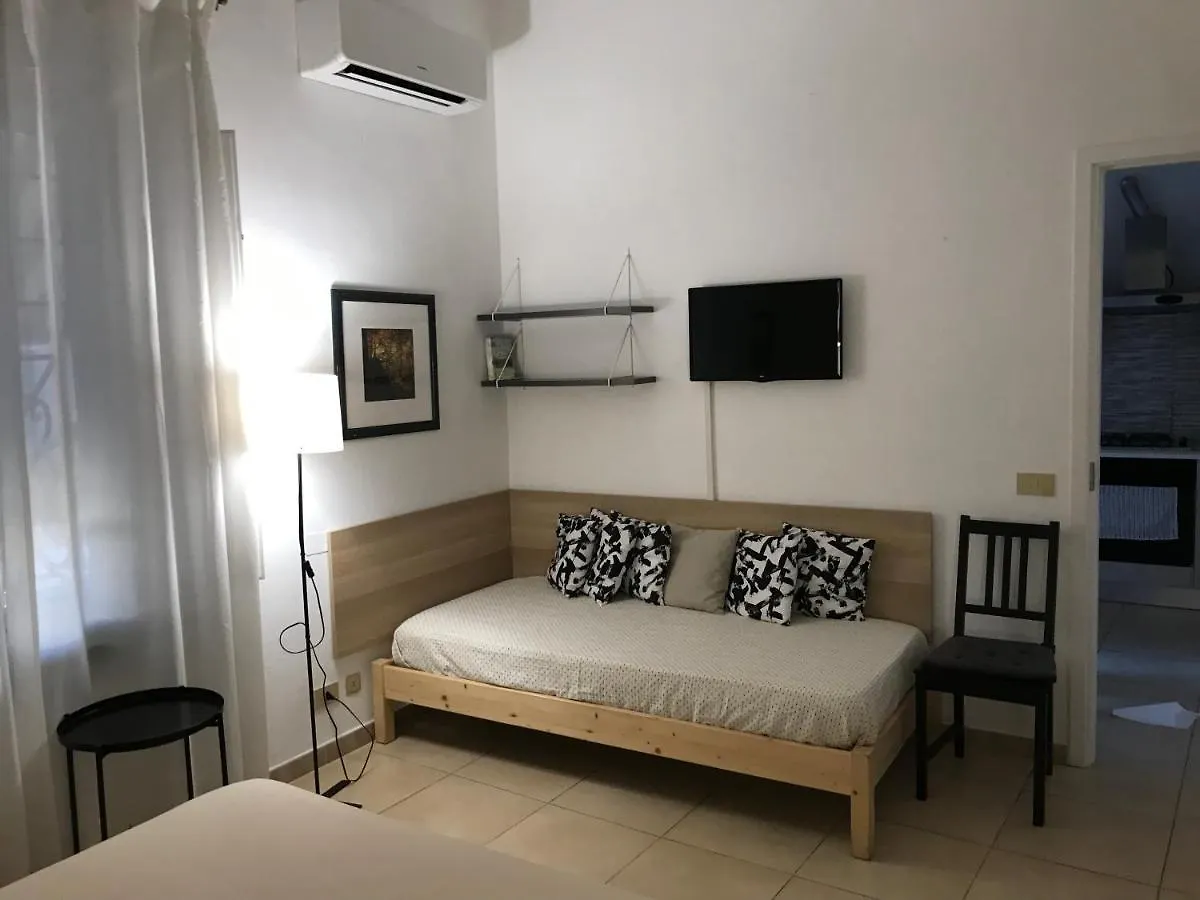 B&B Cristina Garden Pisa 0*,  Italia
